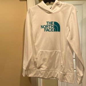 Large north face hoodie used only one time in excelent condition